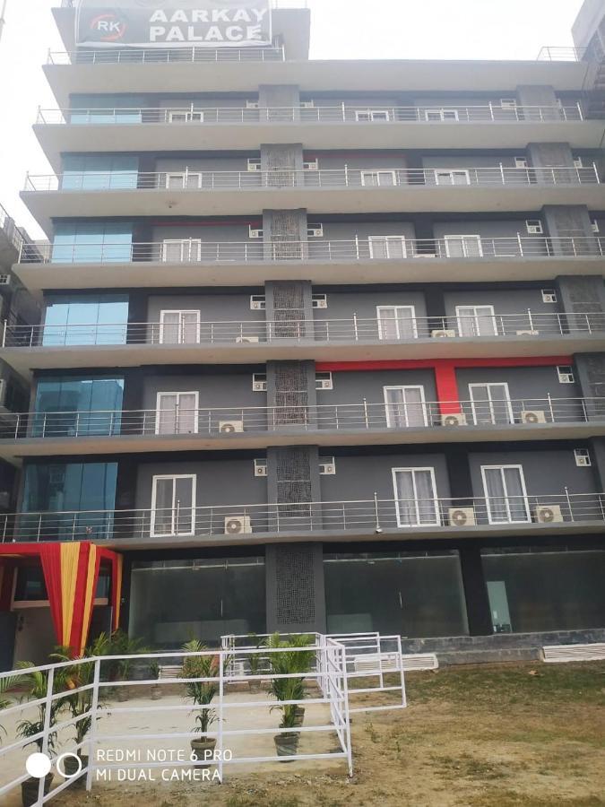 Hotel Aarkay Palace Badarpur Exterior photo